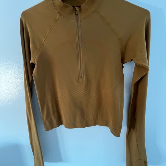 SOLD Lululemon swiftly 1/2 zip 2.0 cool long sleeve thumbholes size 4 - Picture 5 of 10